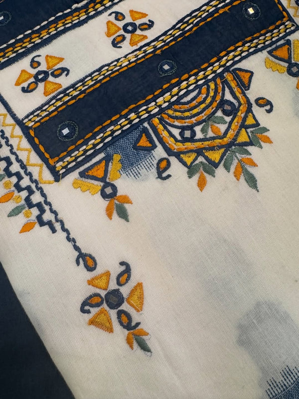 Pure cotton woven kurta with embroidered yoke and sleeve detailing