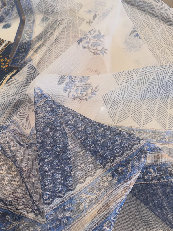 Pure cotton woven kurta with embroidered yoke and sleeve detailing