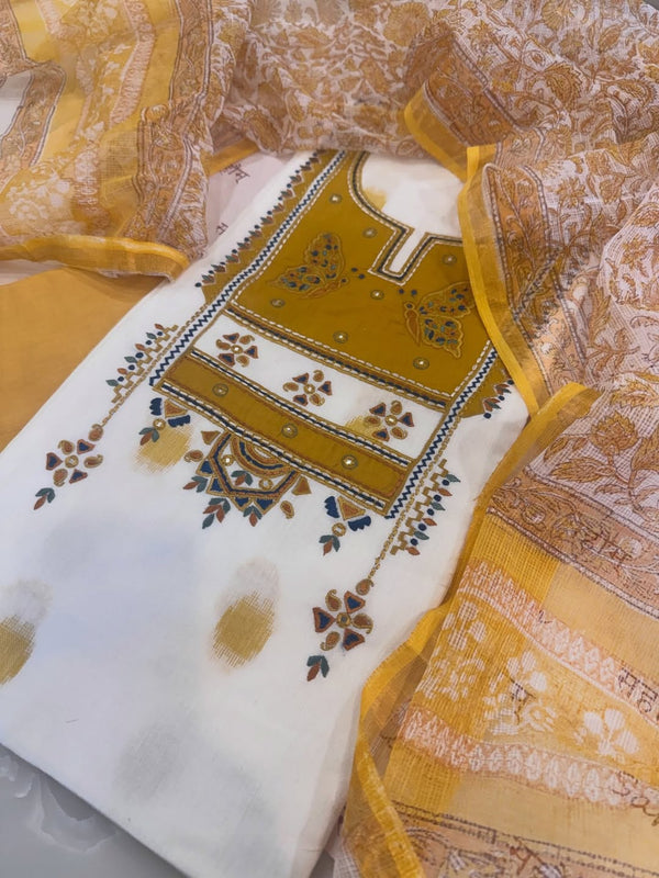 Pure cotton woven kurta with embroidered yoke and sleeve detailing