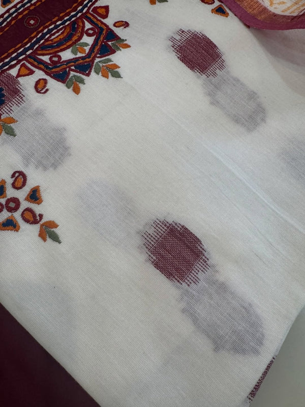 Pure cotton woven kurta with embroidered yoke and sleeve detailing