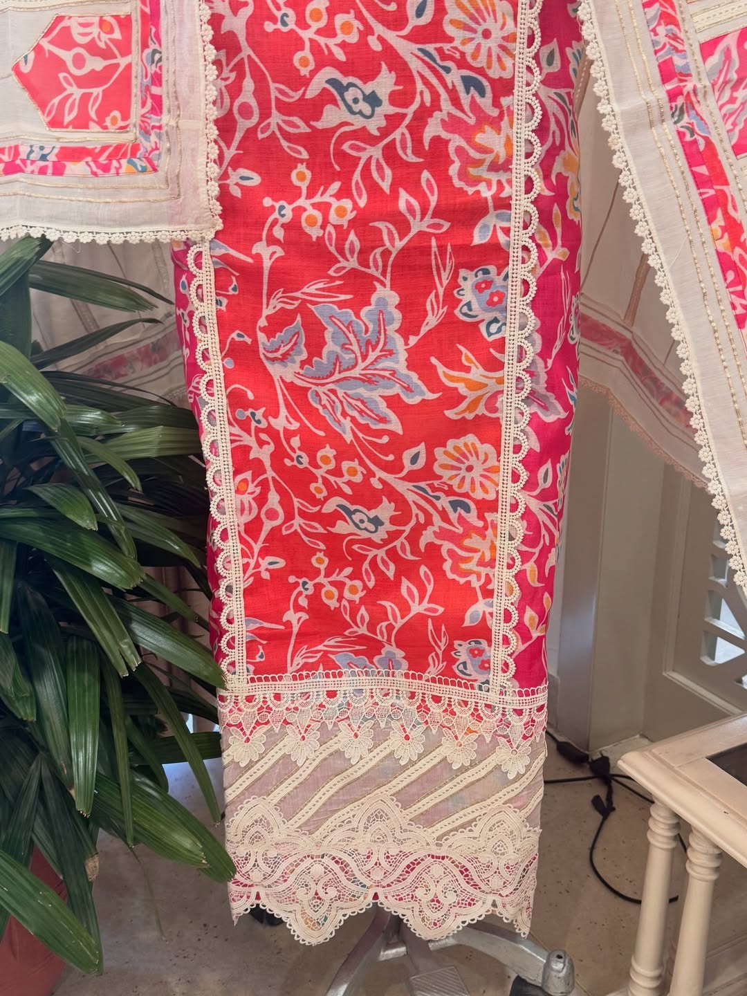 Desginer linen kurta and cotton mul dupatta combined with a plain lower.