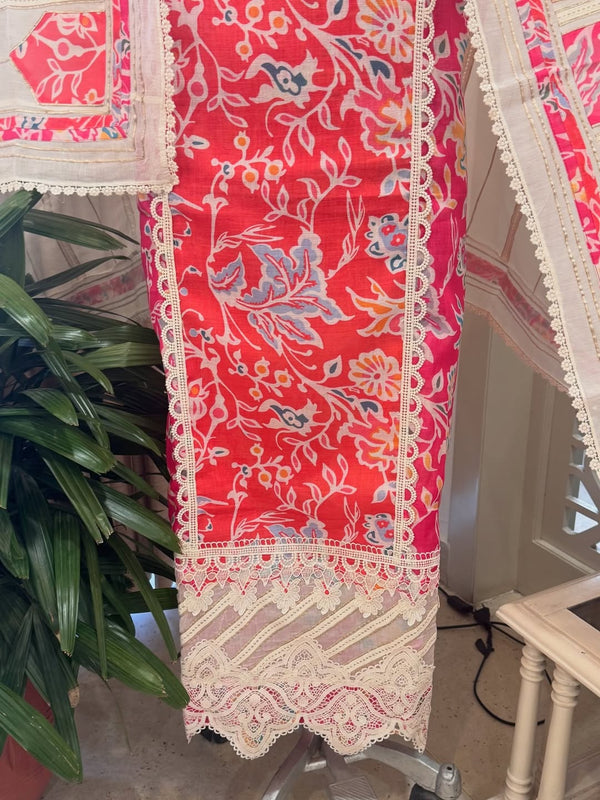 Desginer linen kurta and cotton mul dupatta combined with a plain lower.