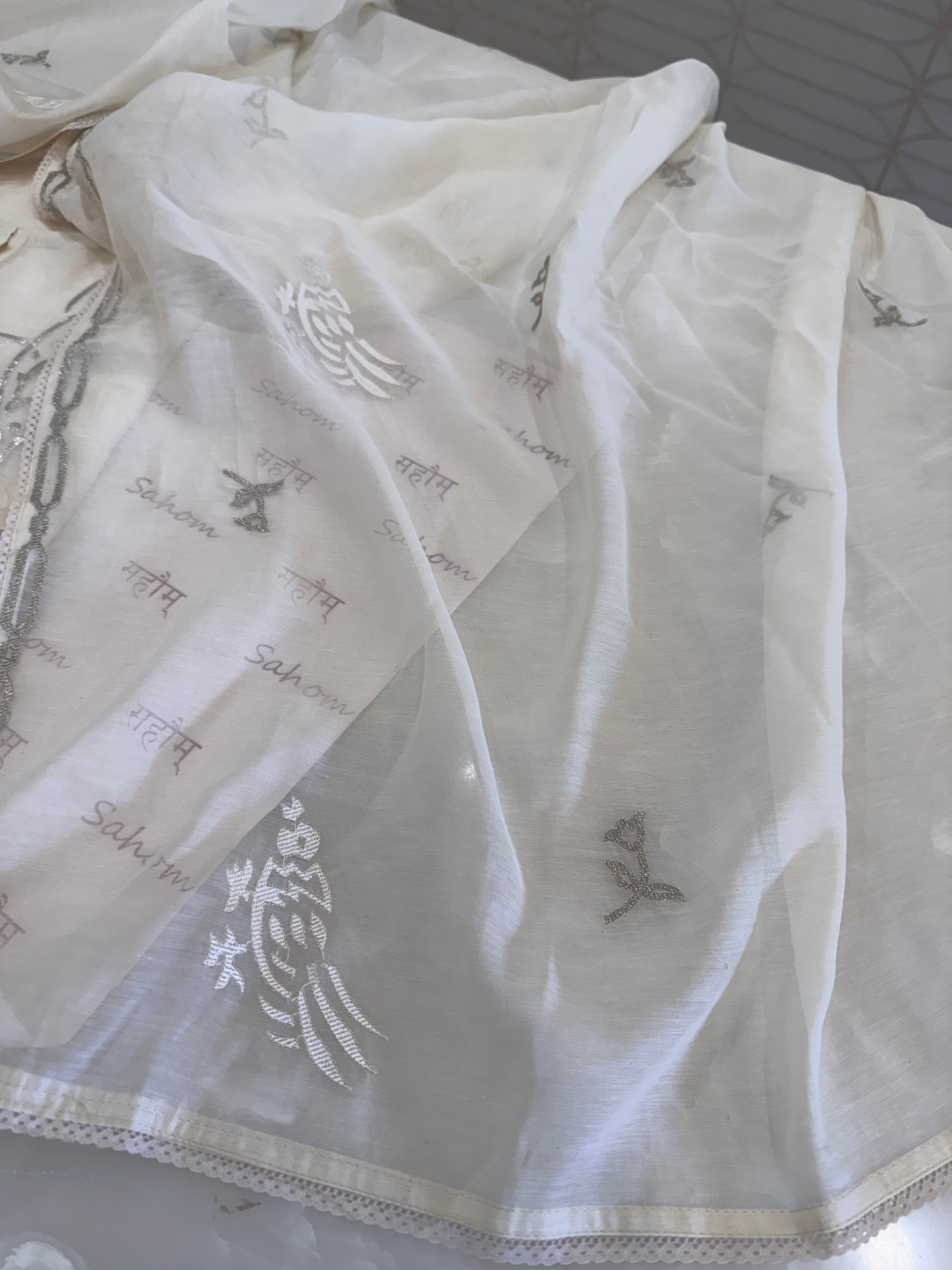Pure Mul Chanderi Bird Motif Appliqué & Ari Work Kurta Dupatta Set
