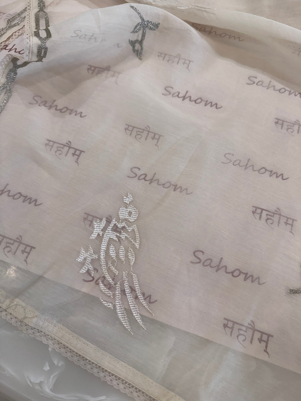 Pure Mul Chanderi Bird Motif Appliqué & Ari Work Kurta Dupatta Set