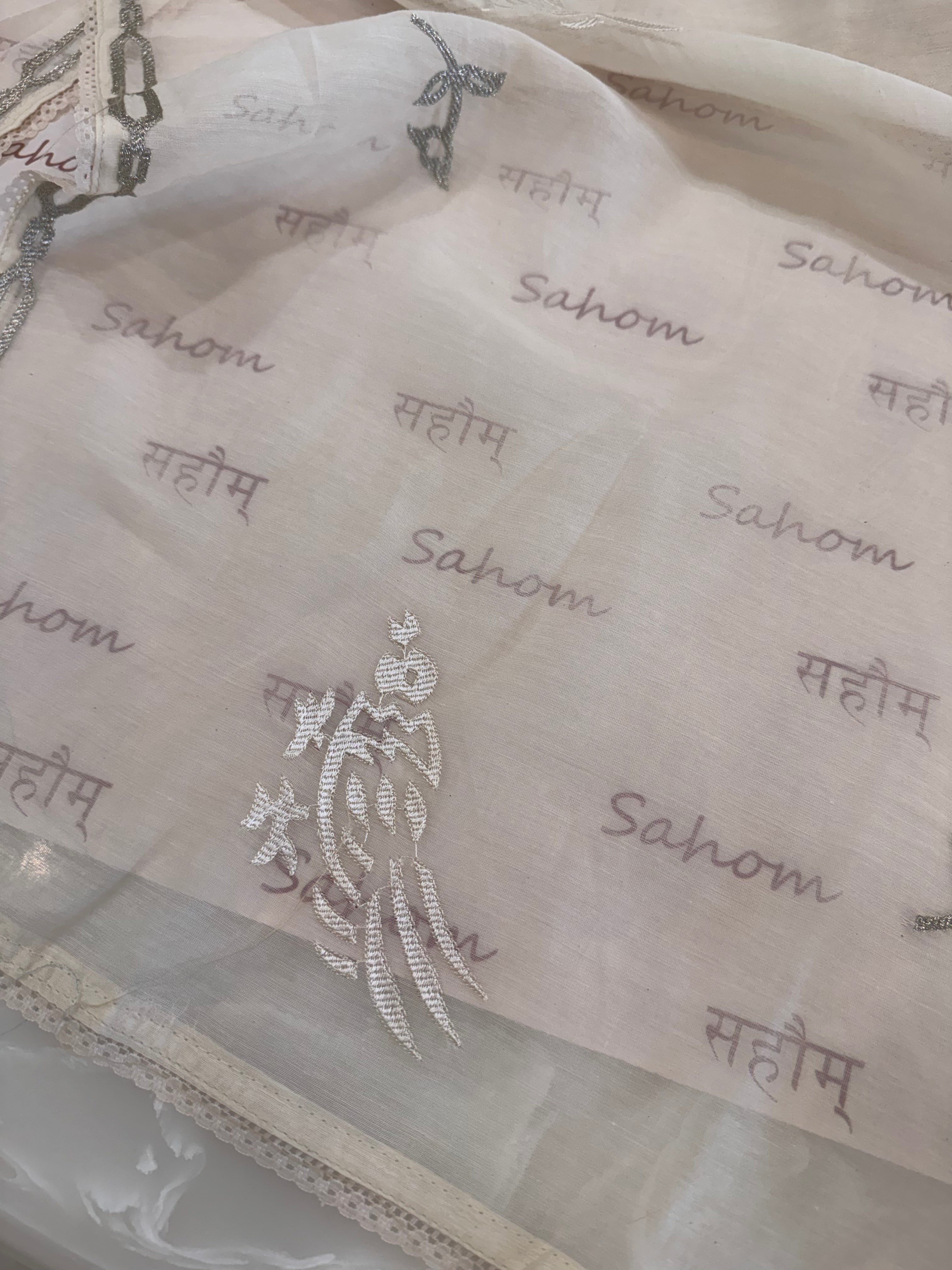 Pure Mul Chanderi Bird Motif Appliqué & Ari Work Kurta Dupatta Set