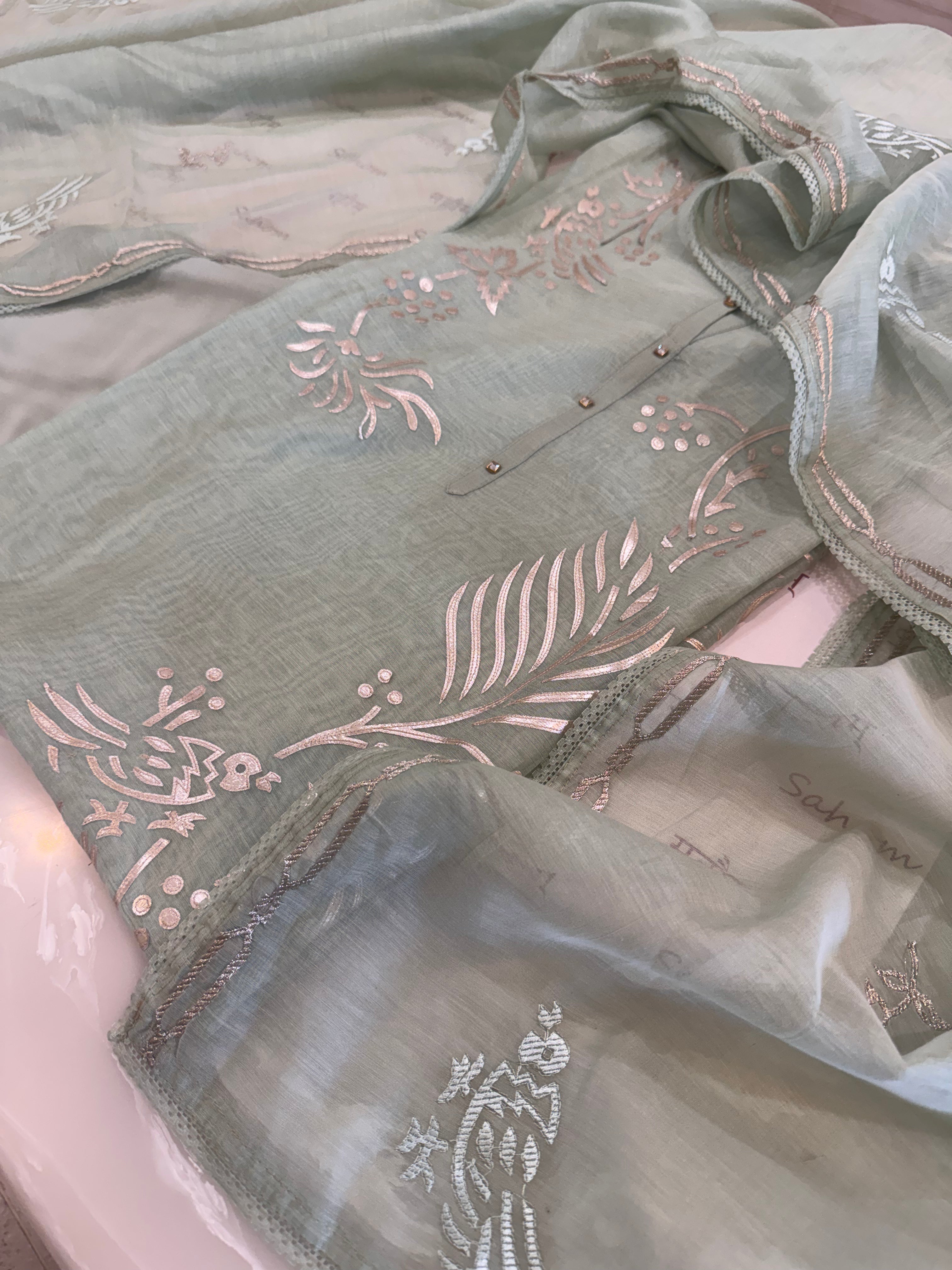 Pure Mul Chanderi Bird Motif Appliqué & Ari Work Kurta Dupatta Set