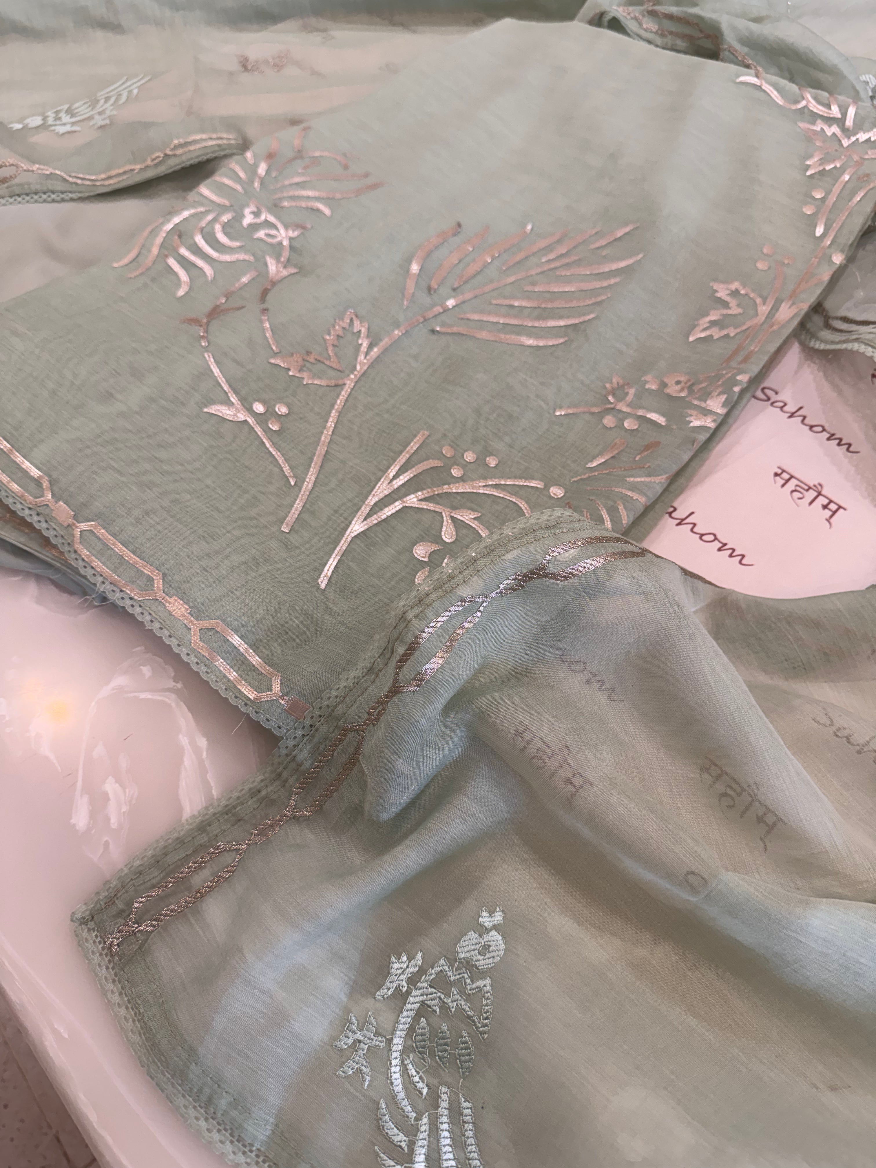 Pure Mul Chanderi Bird Motif Appliqué & Ari Work Kurta Dupatta Set