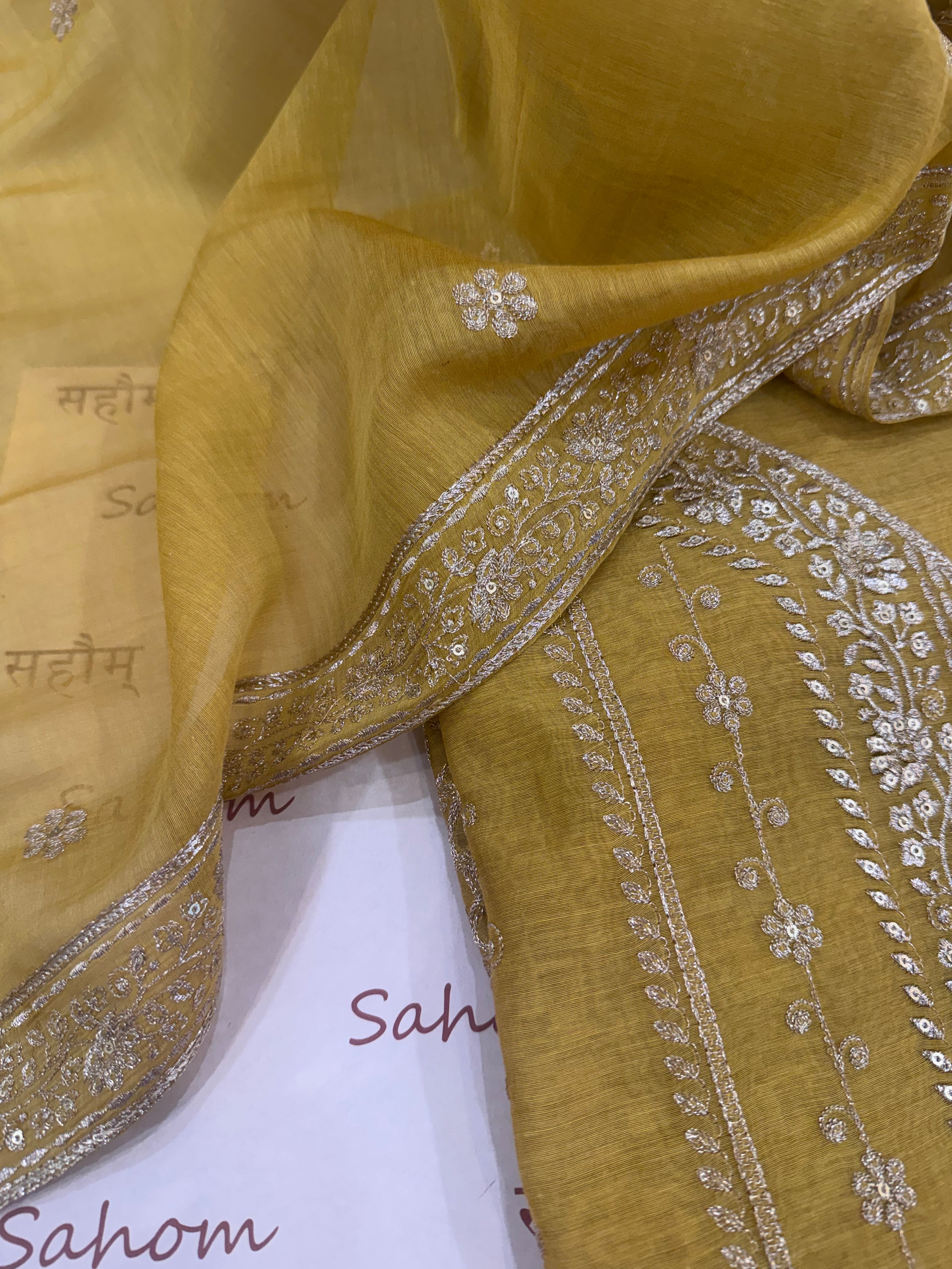 Pure Mul Chanderi Aari & Tilla Work Kurta Dupatta Set