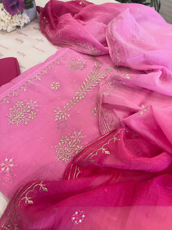 Ombre dyed mul chanderi kurta and dupatta having beautiful tilla and kaaviya work.