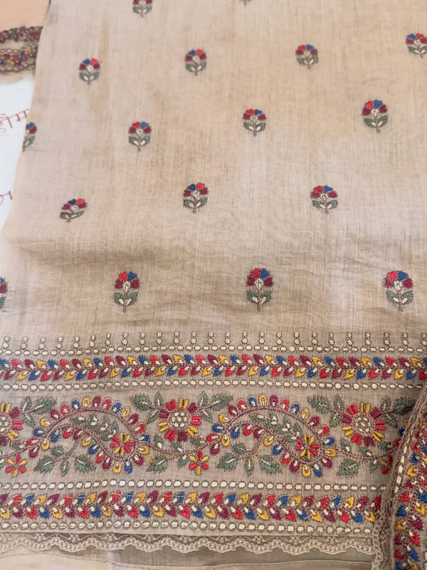 Pure mul chanderi semi stitched kurta and dupatta having beautiful multicoloured embroidery inspire the Kashmiri embroidery art palette.