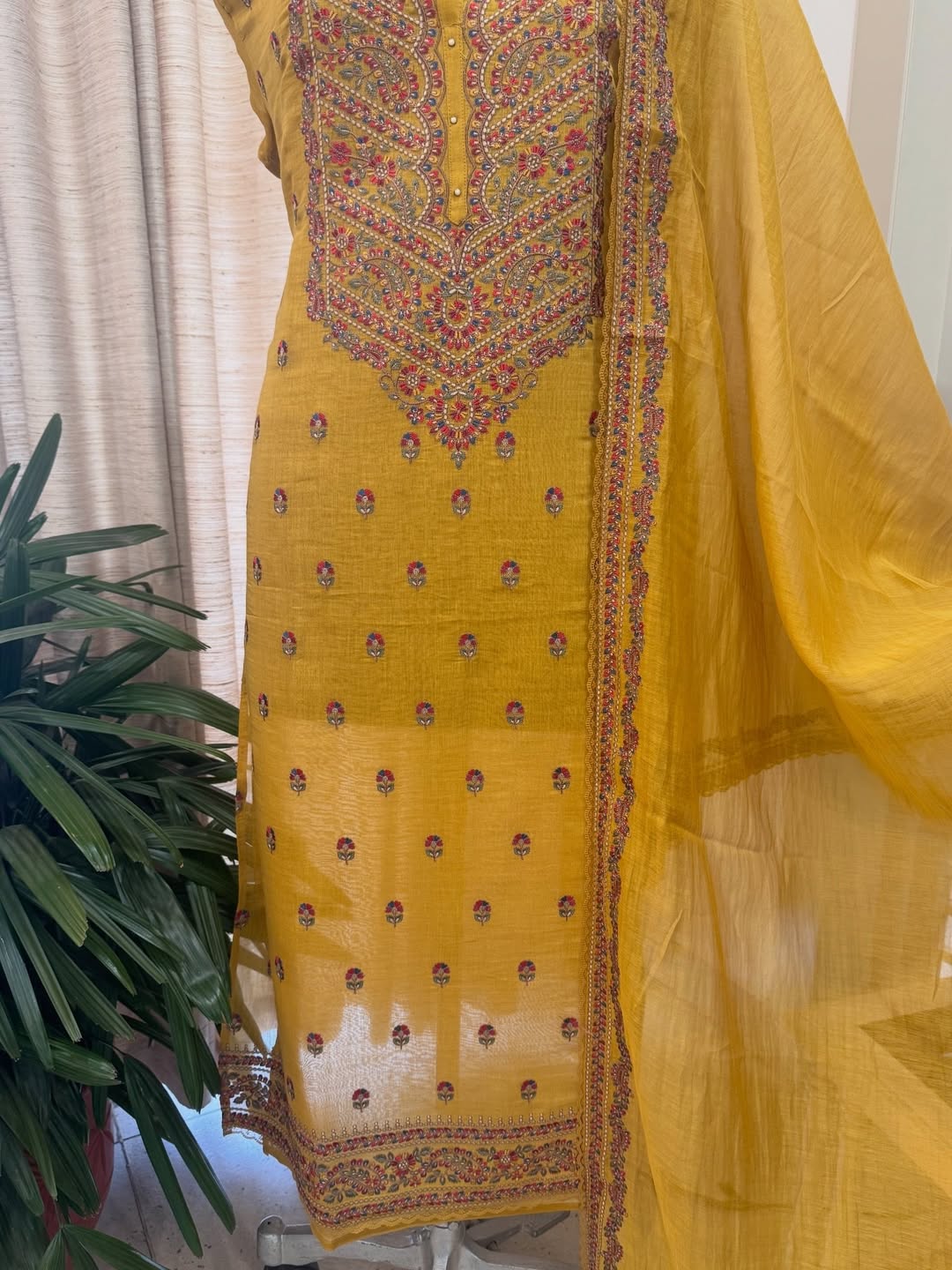 Pure mul chanderi semi stitched kurta and dupatta having beautiful multicoloured embroidery inspire the Kashmiri embroidery art palette.