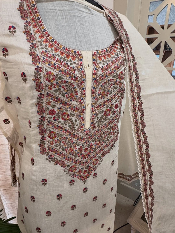 Pure mul chanderi semi stitched kurta and dupatta having beautiful multicoloured embroidery inspire the Kashmiri embroidery art palette.