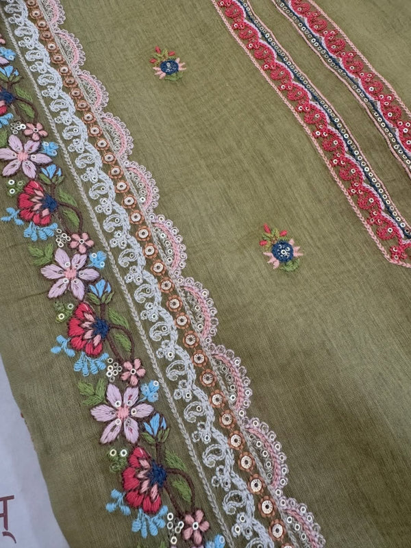 Pure mulchanderi kurta paired with fine organza dupatta