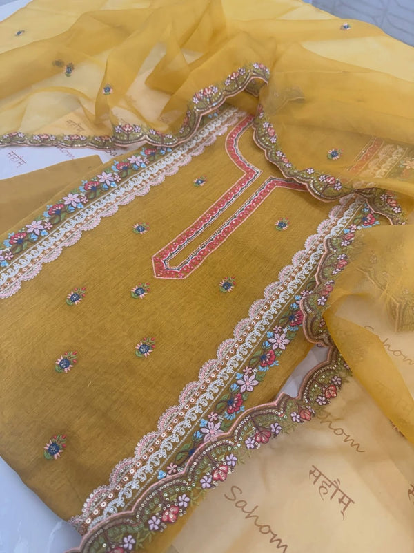 Pure mulchanderi kurta paired with fine organza dupatta
