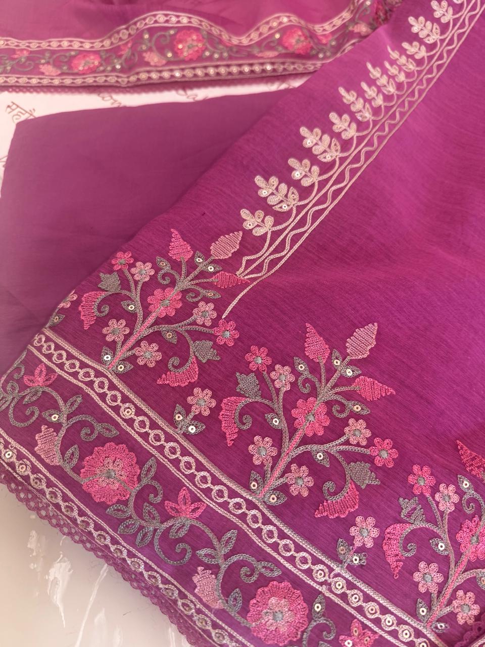 Aari Thread Embroidered Kurta Dupatta Set