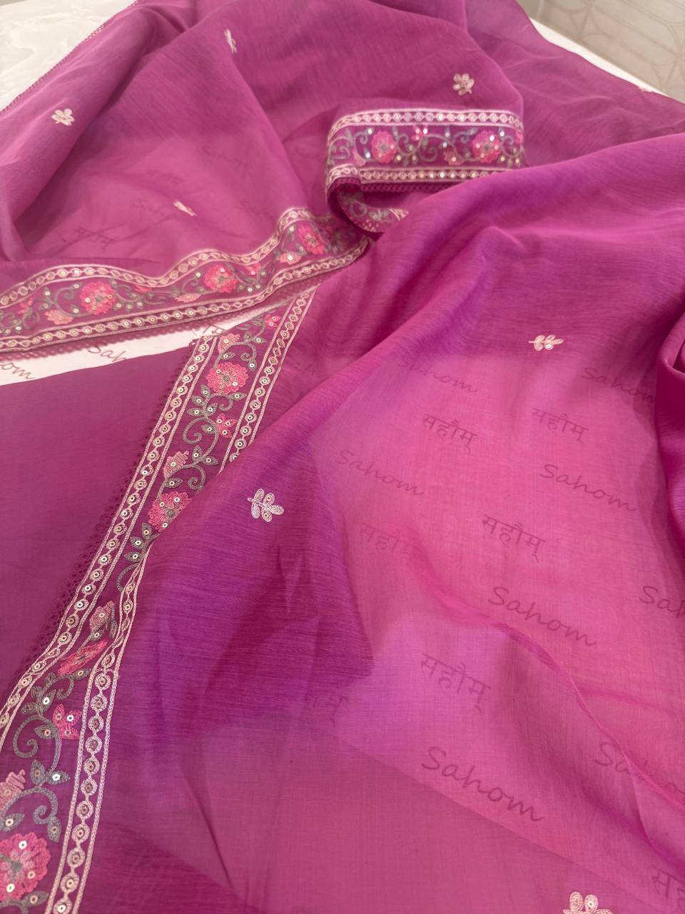 Aari Thread Embroidered Kurta Dupatta Set