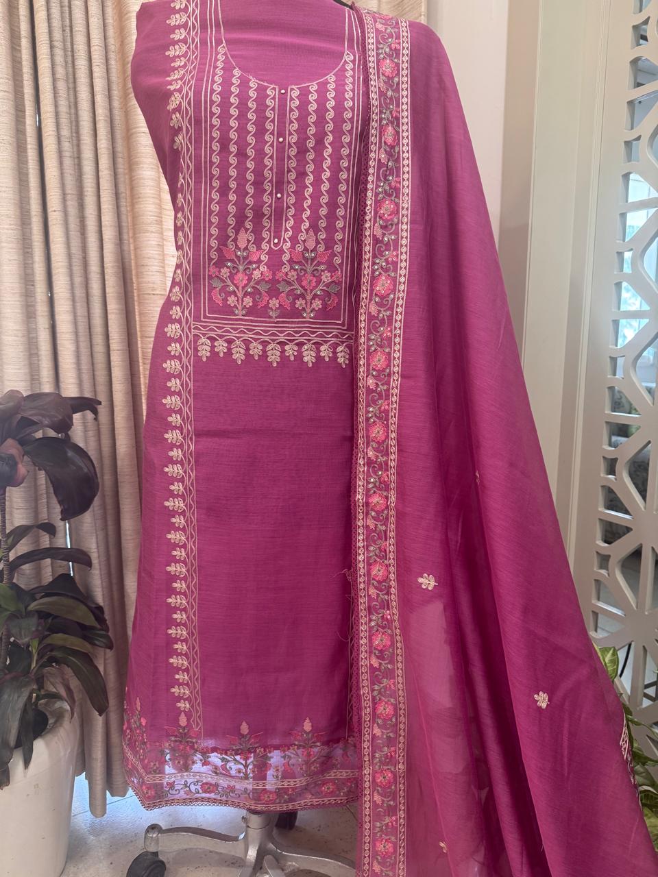 Aari Thread Embroidered Kurta Dupatta Set