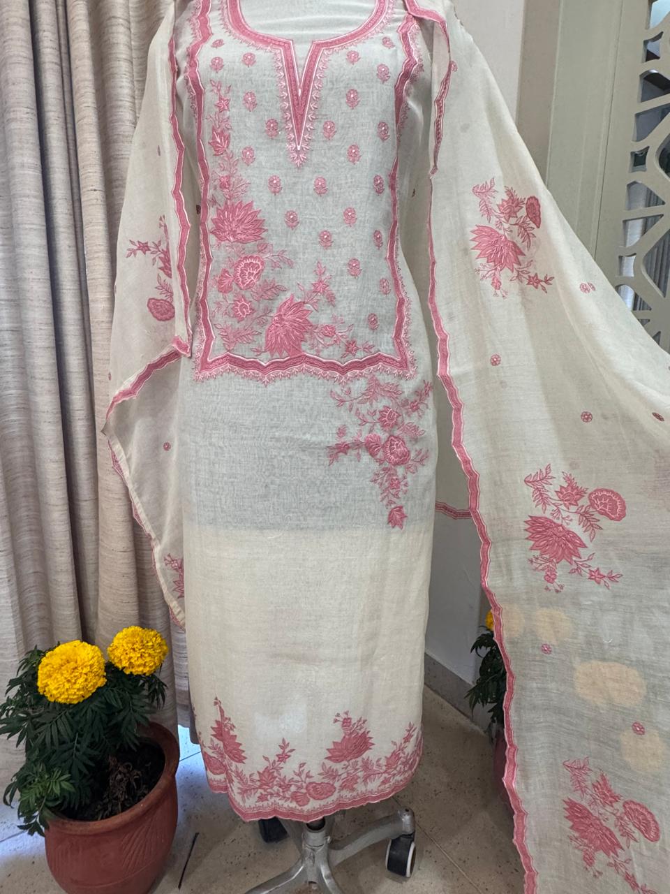 Pure Mul Chanderi Thread & Appliqué Work Suit Set