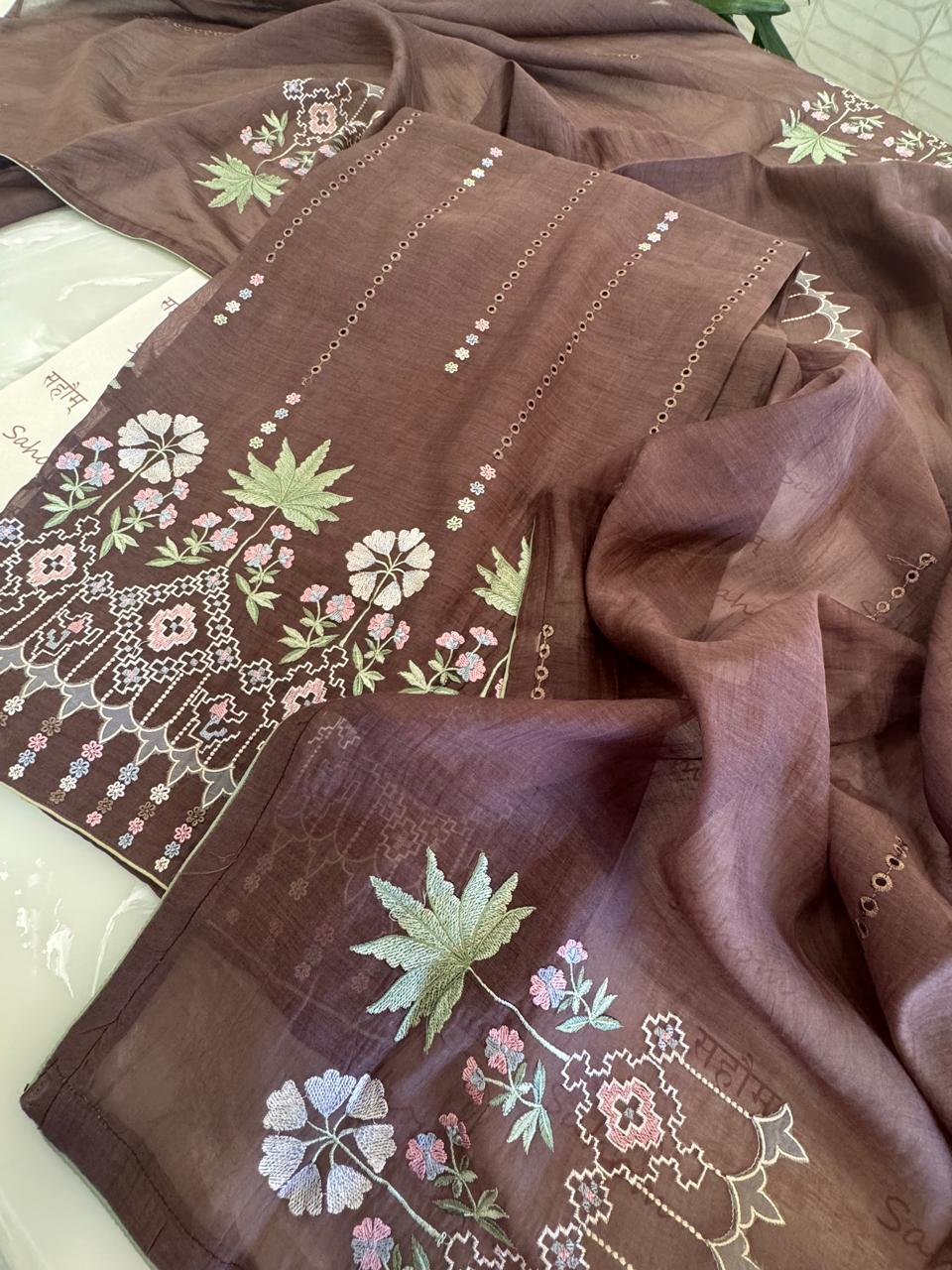 Pure Mul Chanderi Thread & Mirror Work Suit Set