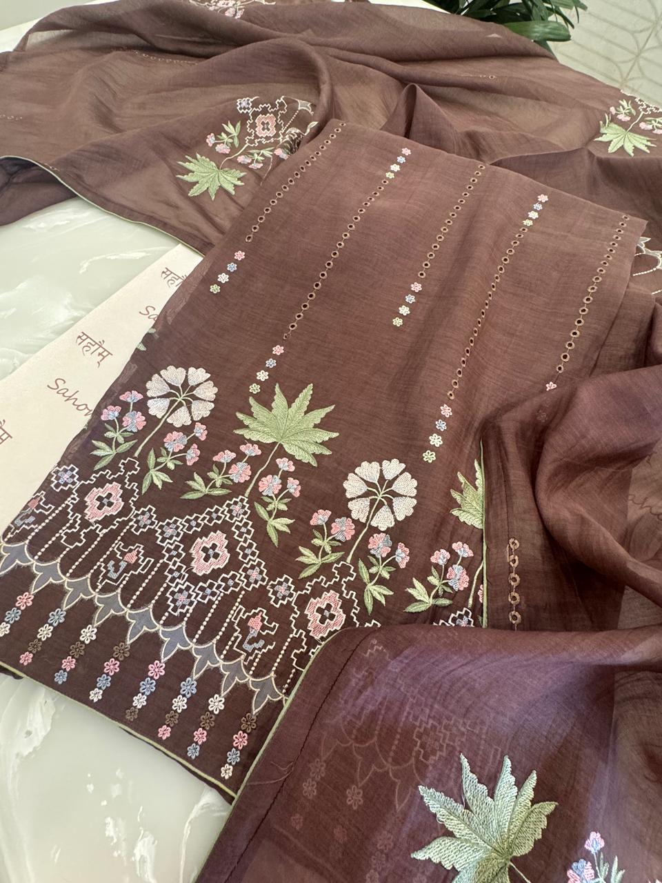 Pure Mul Chanderi Thread & Mirror Work Suit Set