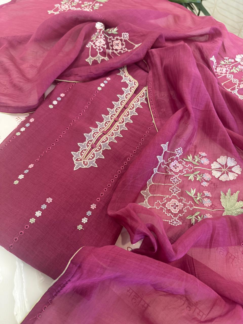 Pure Mul Chanderi Thread & Mirror Work Suit Set
