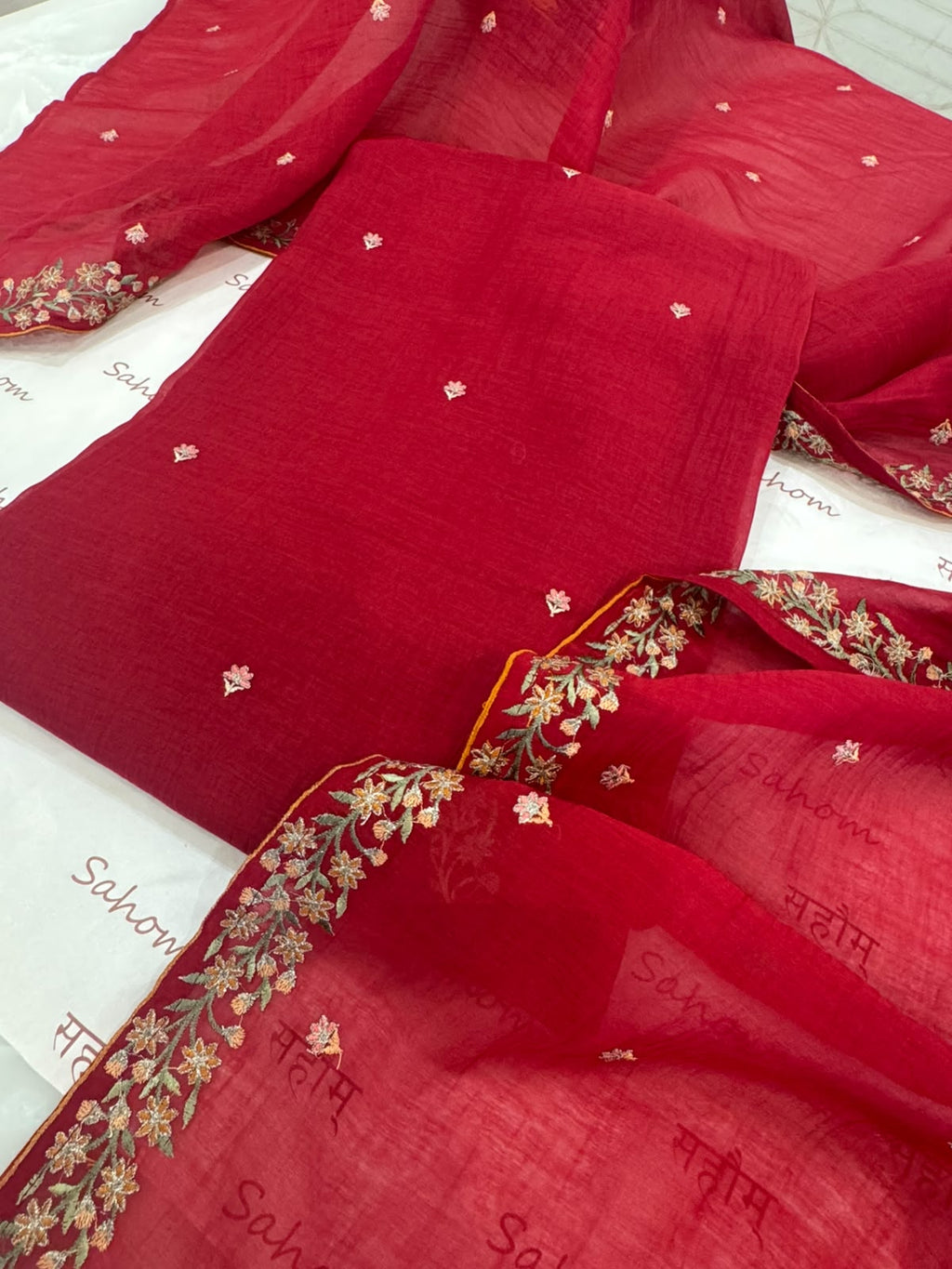 Pure Mul Chanderi Kashmiri Work Embroidered Suit Set – Red