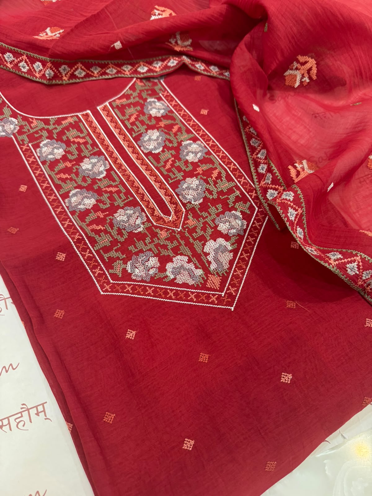 Pure Mul Chanderi Cross Stitch Embroidered Suit Set – Red