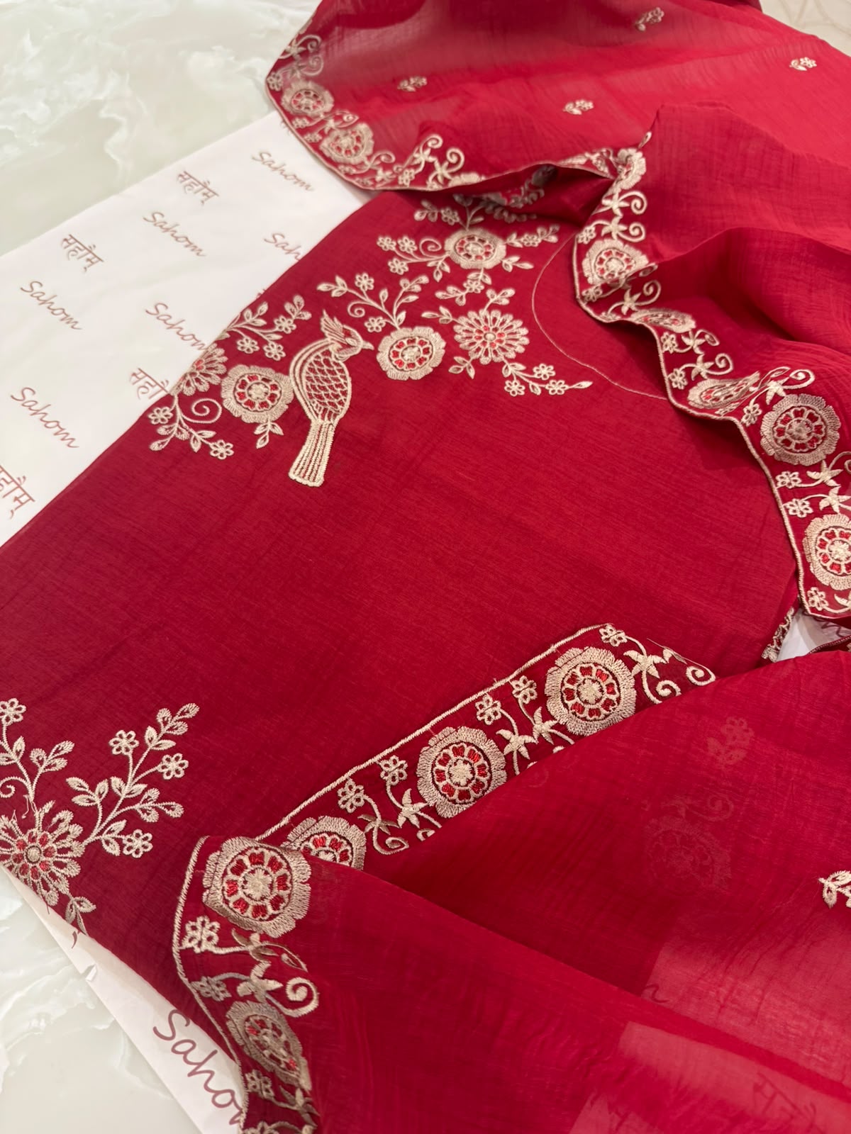 Pure Mul Chanderi Thread Work Embroidered Suit Set – Red
