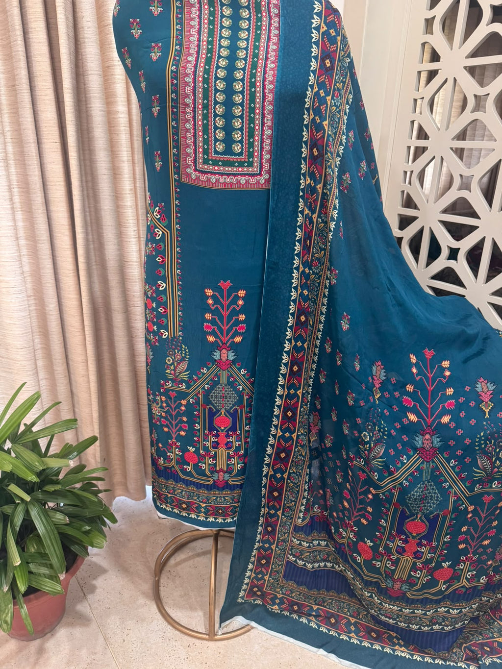 Digital Printed Crepe Kurta Set with Georgette Dupatta