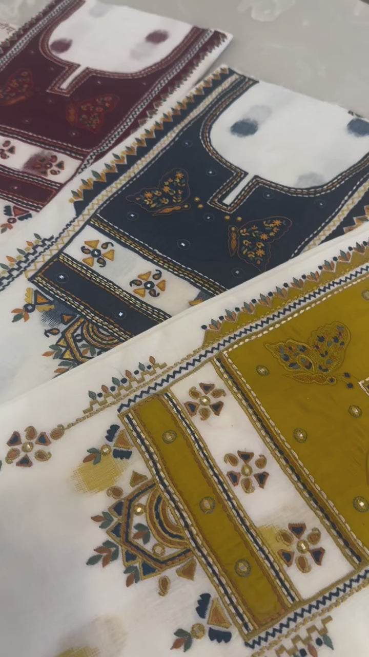 Pure cotton woven kurta with embroidered yoke and sleeve detailing